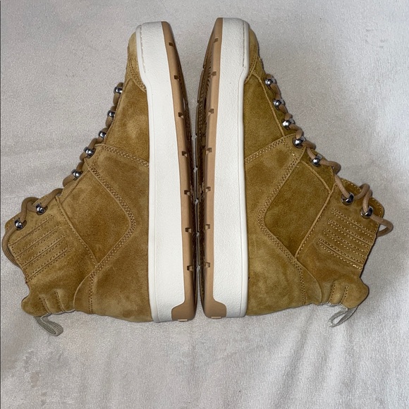 NWOT MARC FISHER Tan High-Top Sneakers with White Accents.  Size 8M. - Picture 5 of 9